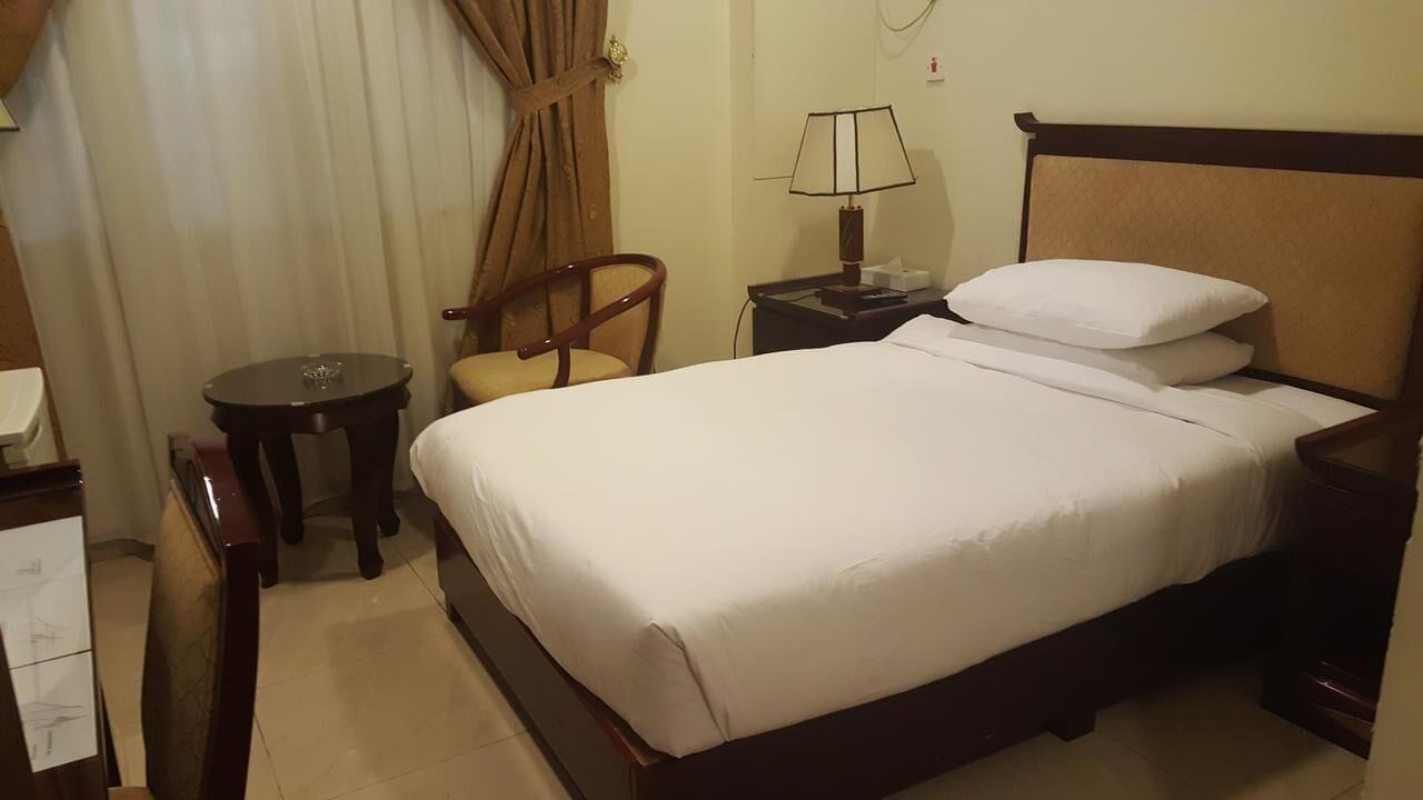 Al Muntazah Plaza Hotel Doha Eksteriør bilde