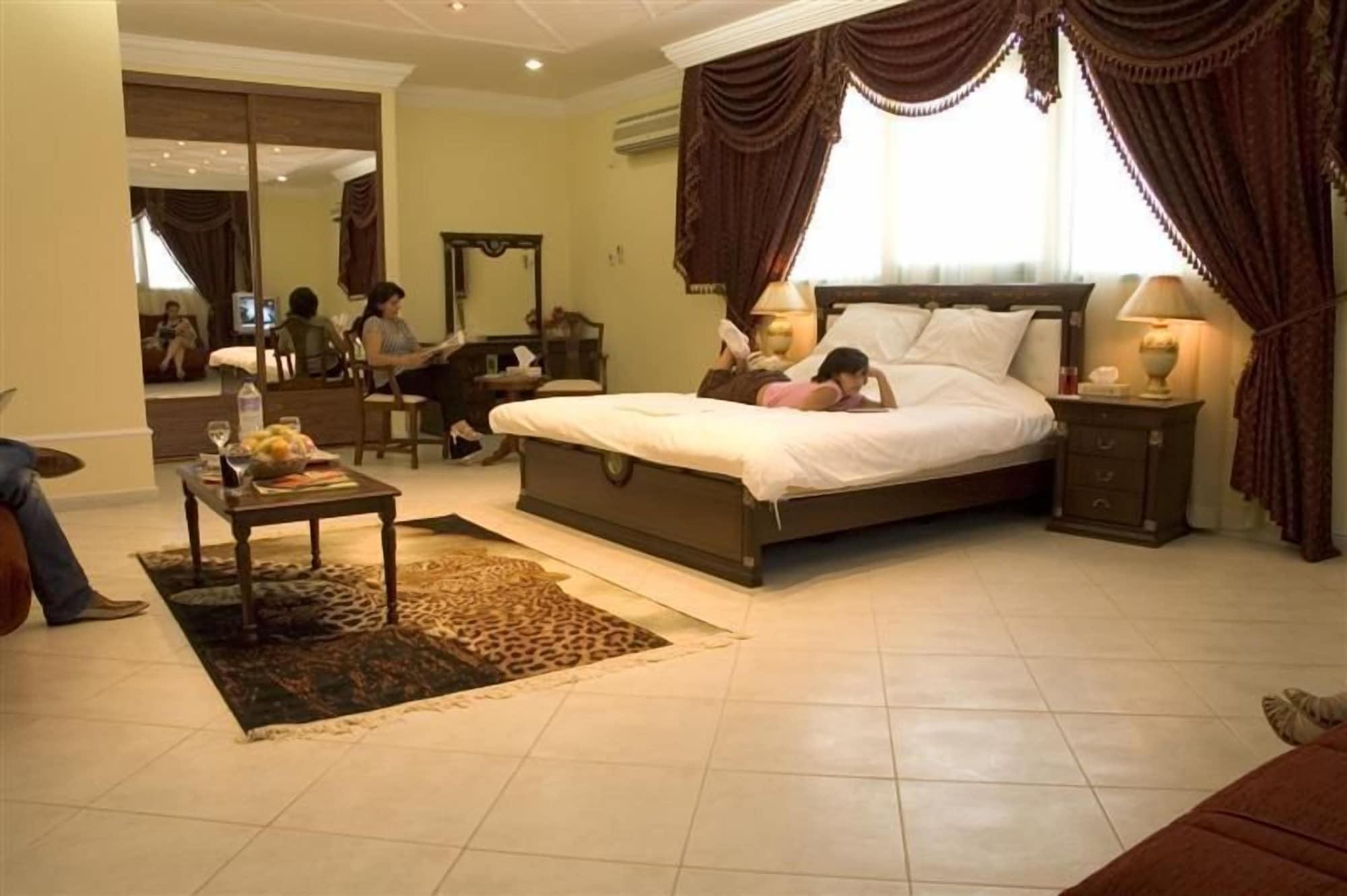 Al Muntazah Plaza Hotel Doha Eksteriør bilde