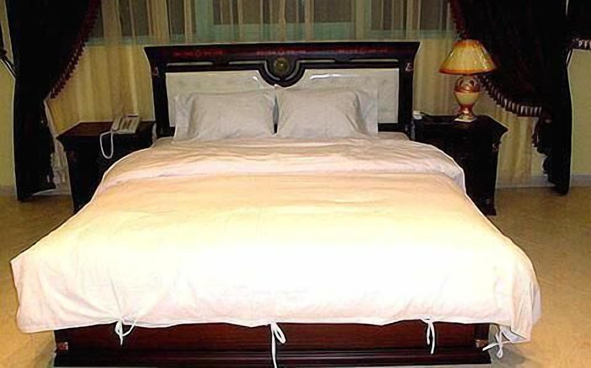 Al Muntazah Plaza Hotel Doha Eksteriør bilde