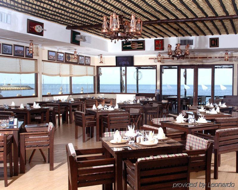 Al Muntazah Plaza Hotel Doha Restaurant bilde