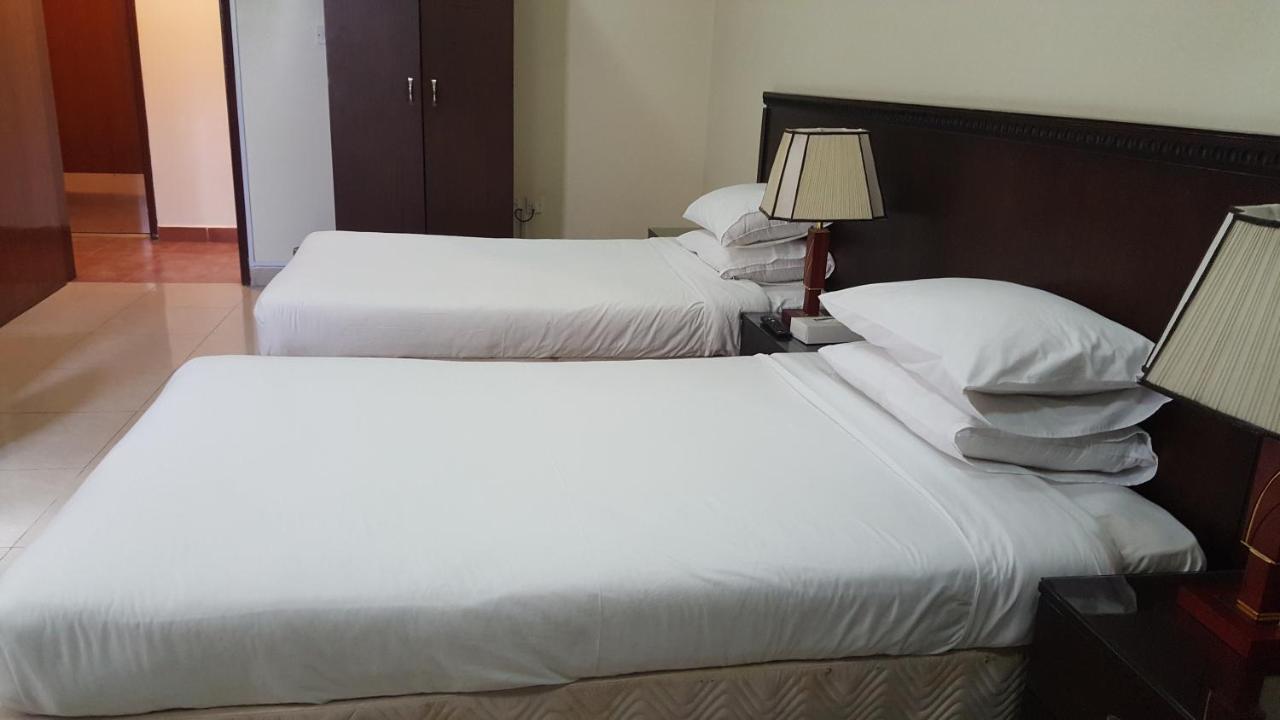 Al Muntazah Plaza Hotel Doha Eksteriør bilde
