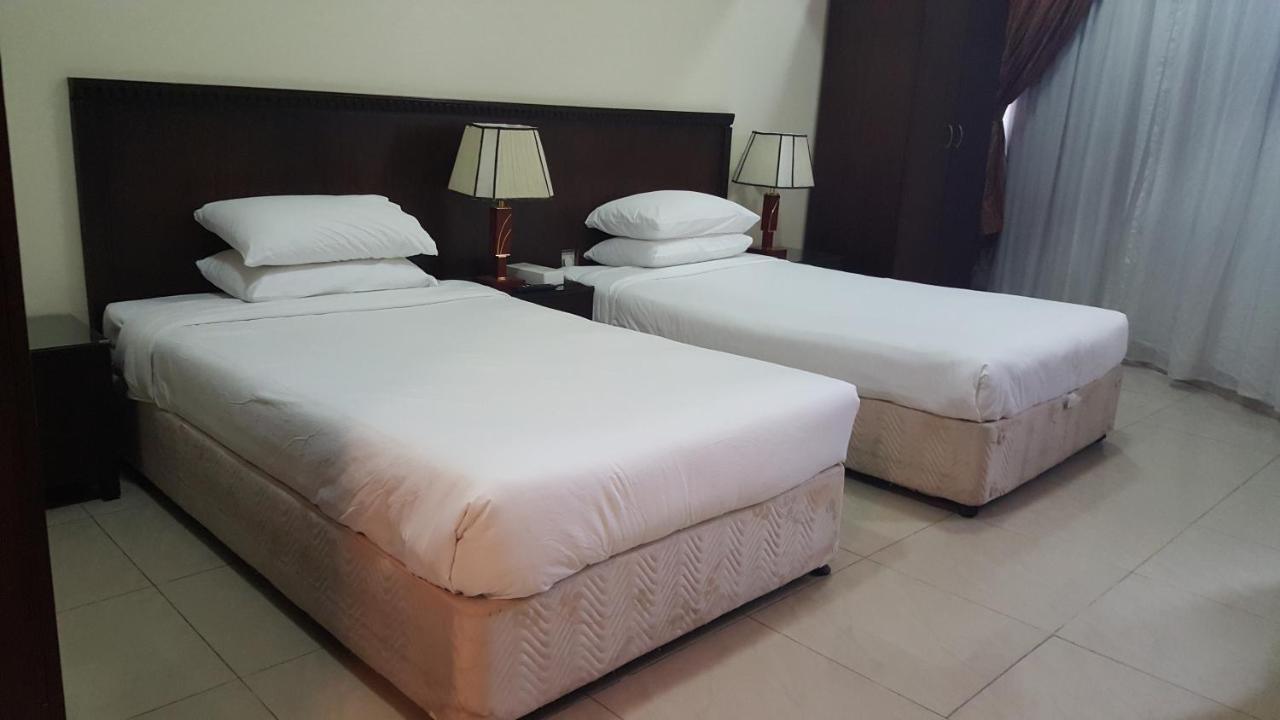 Al Muntazah Plaza Hotel Doha Eksteriør bilde